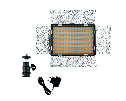 Светодиодная панель осветитель DC-520 со шторками и шаровым креплением