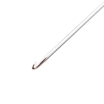Крючок вязальный с пластиковой ручкой, 2 мм