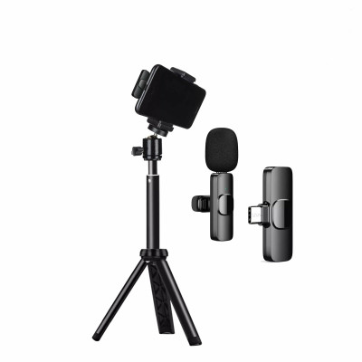 Комплект KTR-028: универсальная настольная тренога TR-02 с телескопическим удлинителем с держателем для телефона с креплением в паз и беспроводной петличный микрофон K8 для устройств с разъемом Type-C