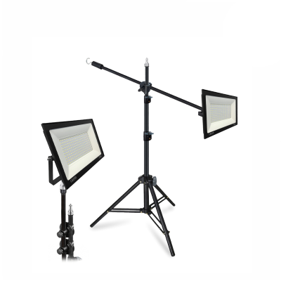 Прожектор светодиодный 150Вт на усиленном штативе LS240K-NP с возможностью наклона верхней секции
