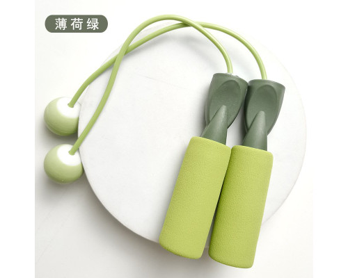 Скакалка с маленьким шаром (цвет мятно-зеленый).