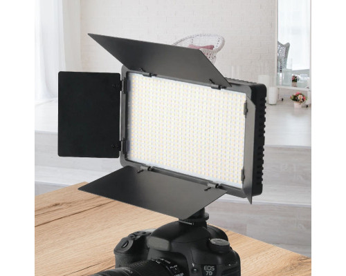 Светодиодная панель U600 со шторками для фотосъемки с регулировкой яркости, на камеру или штатив